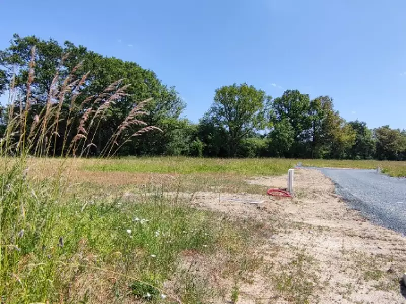 Terrain à bâtir, 558 m² - La Possonnière (49170)