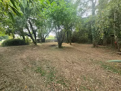 Terrain à bâtir, 1 700 m²