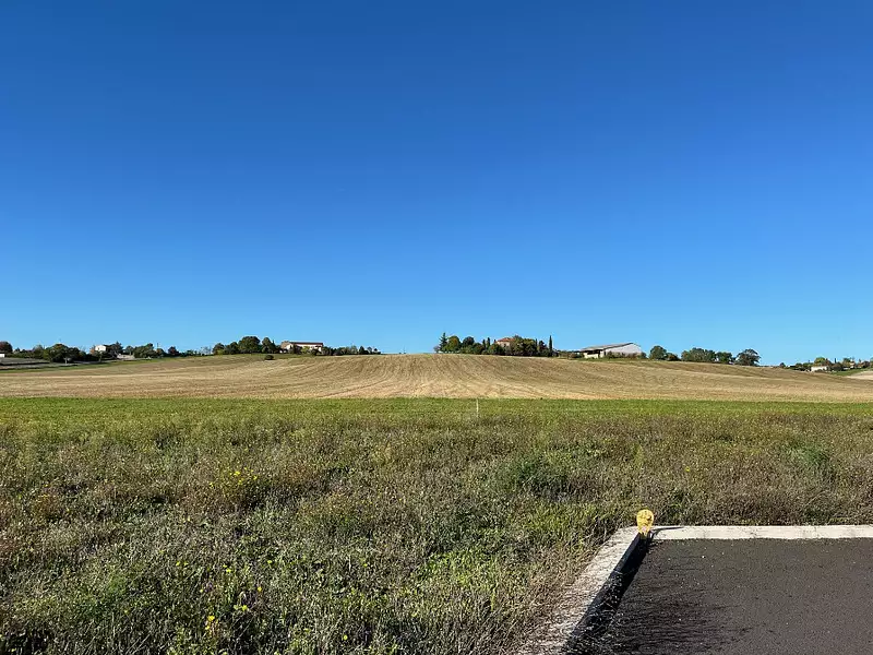 Terrain à bâtir, 629 m² - Taïx (81130)