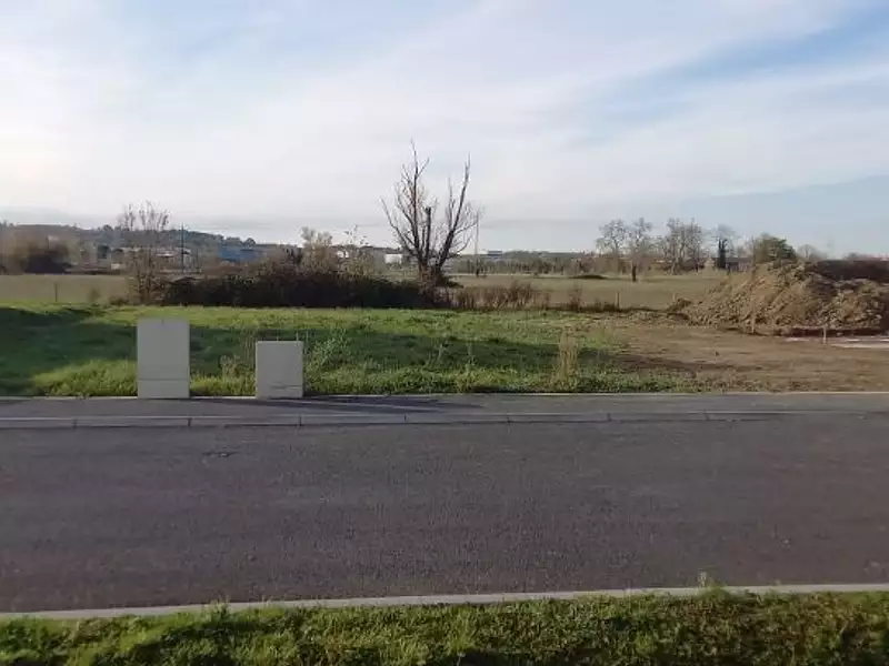 Terrain à bâtir, 583 m² - Revel (31250)