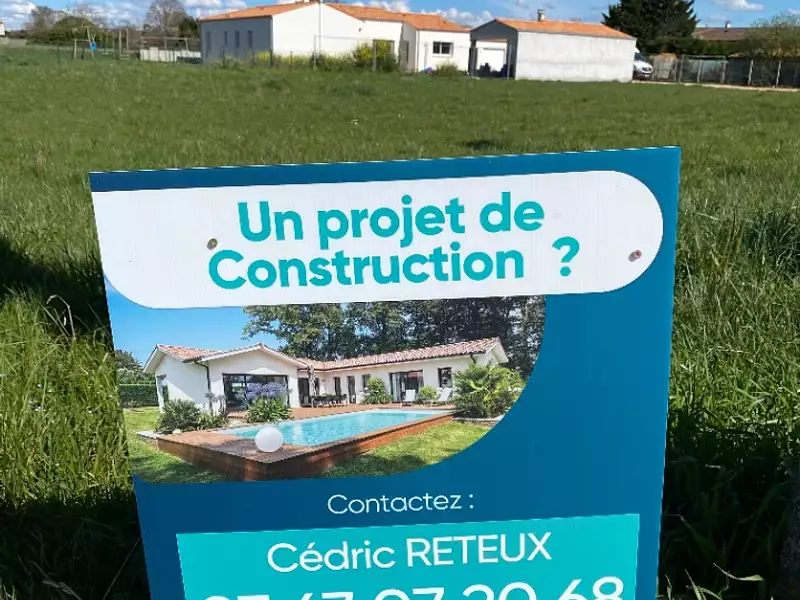 Terrain à bâtir, 723 m² - Le Mung (17350)