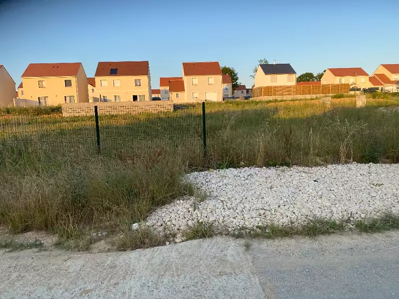 Terrain à bâtir, 319 m² - Ozoir-la-Ferrière (77330)