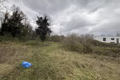 Terrain à bâtir, 381 m²