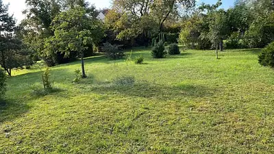 Terrain à bâtir, 1 052 m²