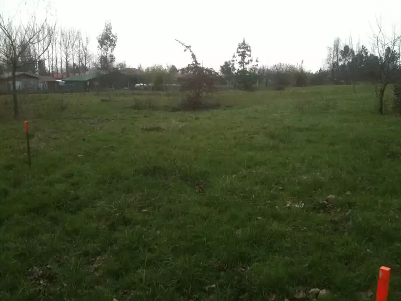 Terrain à bâtir, 800 m² - Saint-André-de-Cubzac (33240)