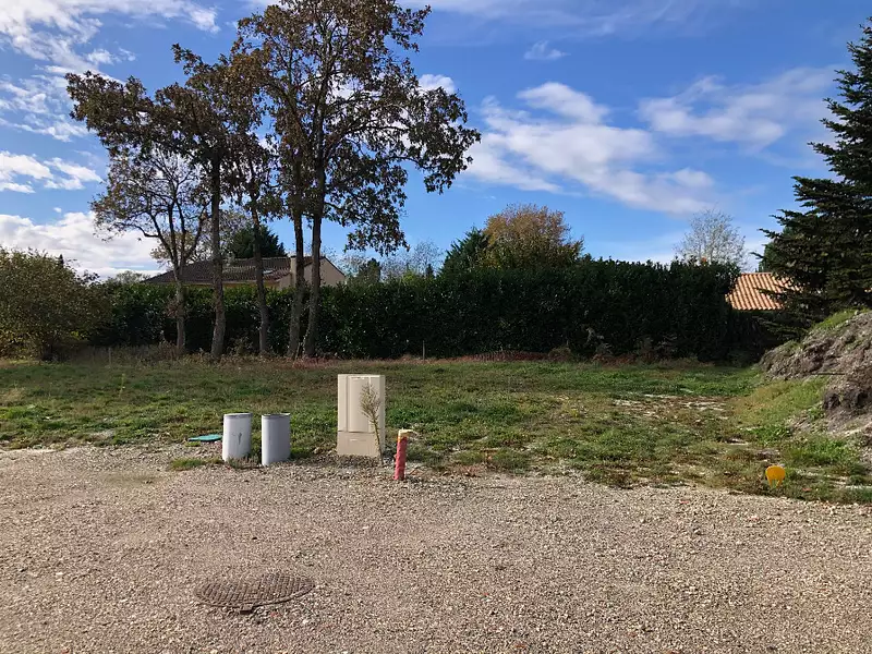 Terrain à bâtir, 422 m² - Saint-Médard-en-Jalles (33160)