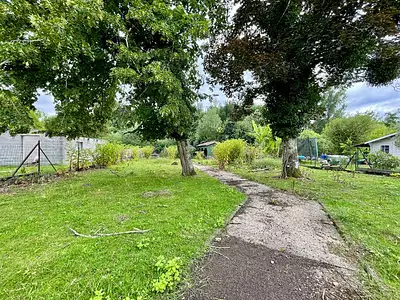 Terrain à bâtir, 750 m²