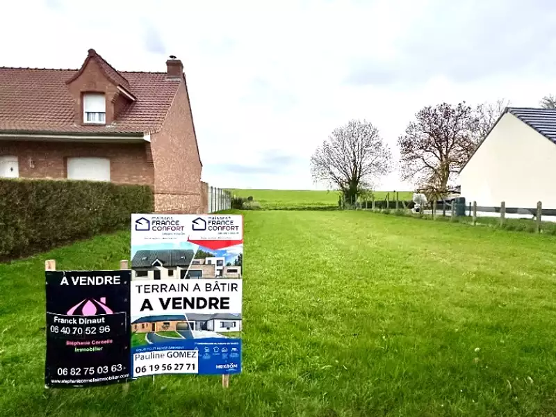 Terrain à bâtir, 679 m² - Bantigny (59554)