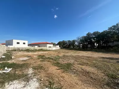 Terrain à bâtir, 909 m²