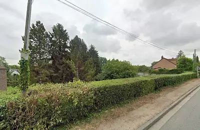 Terrain à bâtir, 2 000 m²