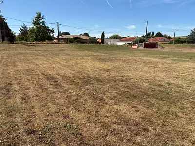 Terrain à bâtir, 600 m²