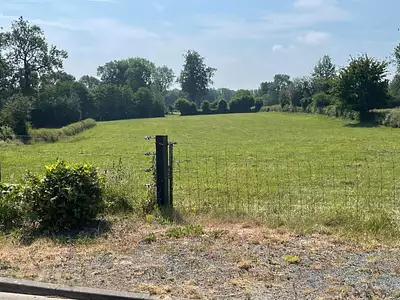 Terrain à bâtir, 300 m²