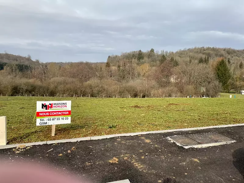 Terrain à bâtir, 418 m² - Ottange (57840)