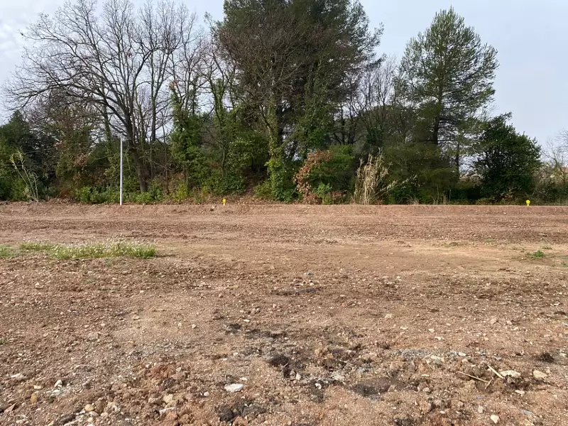 Terrain à bâtir, 508 m² - Carnoules (83660)