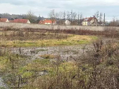Terrain à bâtir, 470 m²
