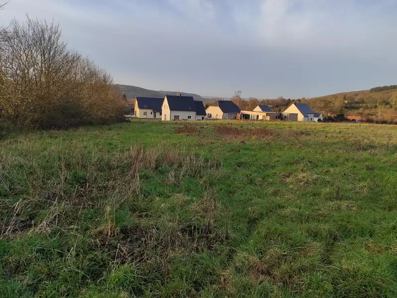 Terrain à bâtir, 389 m² - Le Breuil-en-Auge (14130)
