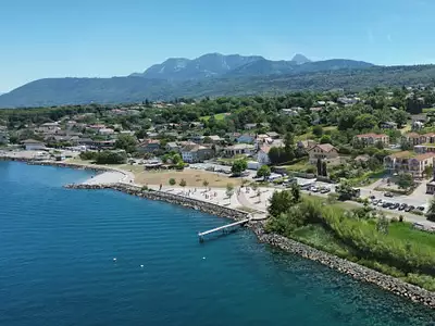 L'ECHO DU LAC