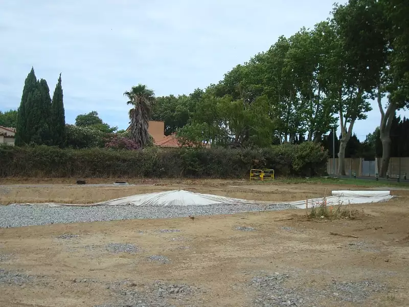 Terrain à bâtir, 336 m² - Théza (66200)