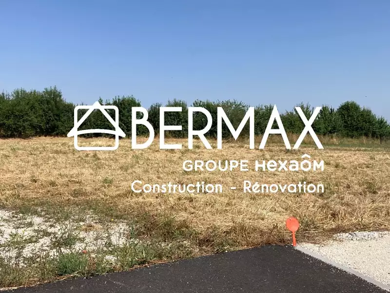 Terrain à bâtir, 945 m² - Segonzac (16130)