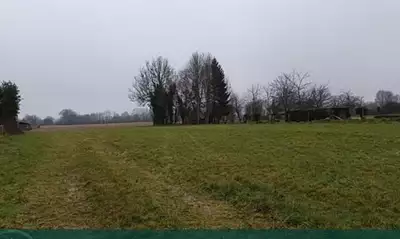 Terrain à bâtir, 703 m²