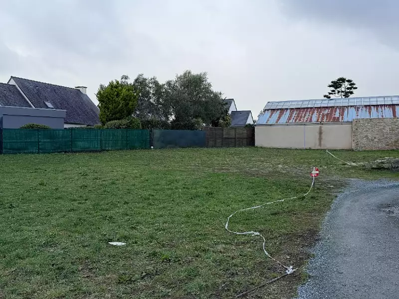 Terrain à bâtir, 350 m² - Dinan (22100)