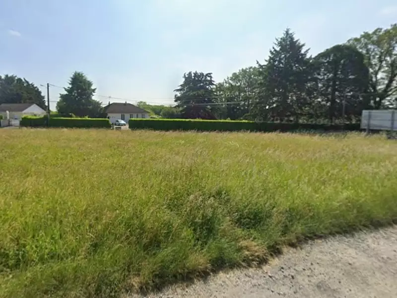 Terrain à bâtir, 520 m² - Saint-Paterne-Racan (37370)