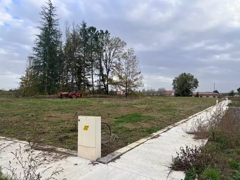 Terrain à bâtir, 453 m² - Saint-Sauveur (31790)