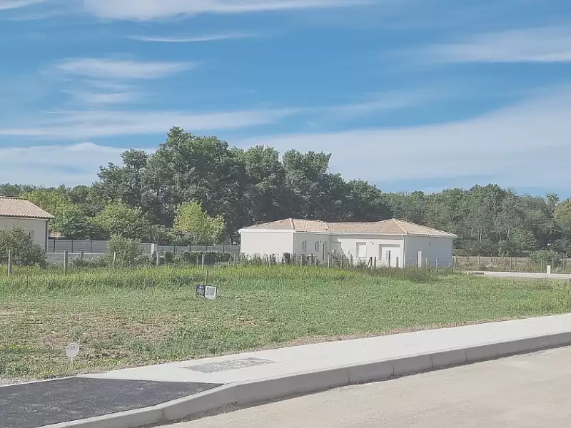 Terrain à bâtir, 457 m² - Le Taillan-Médoc (33320)