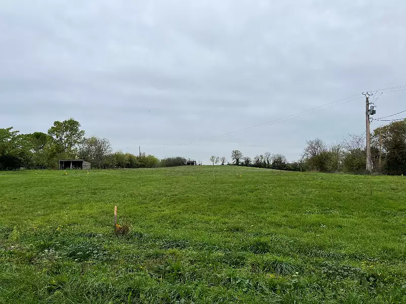 Terrain à bâtir, 700 m² - Sainte-Croix (81150)