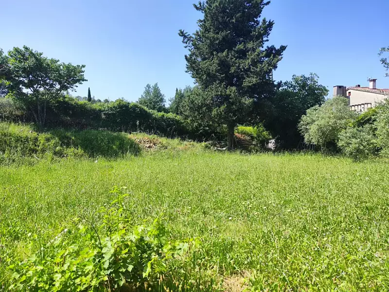 Terrain à bâtir, 490 m² - Brignoles (83170)