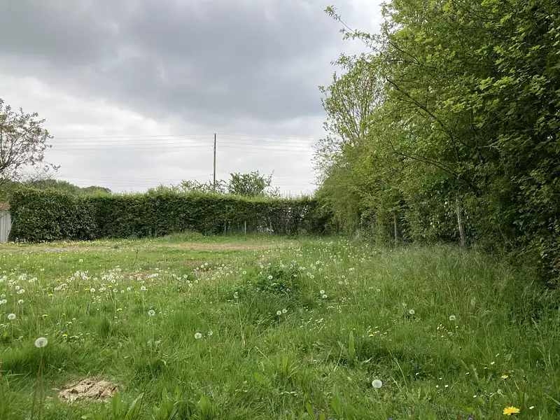 Terrain à bâtir, 606 m² - Longnes (78980)