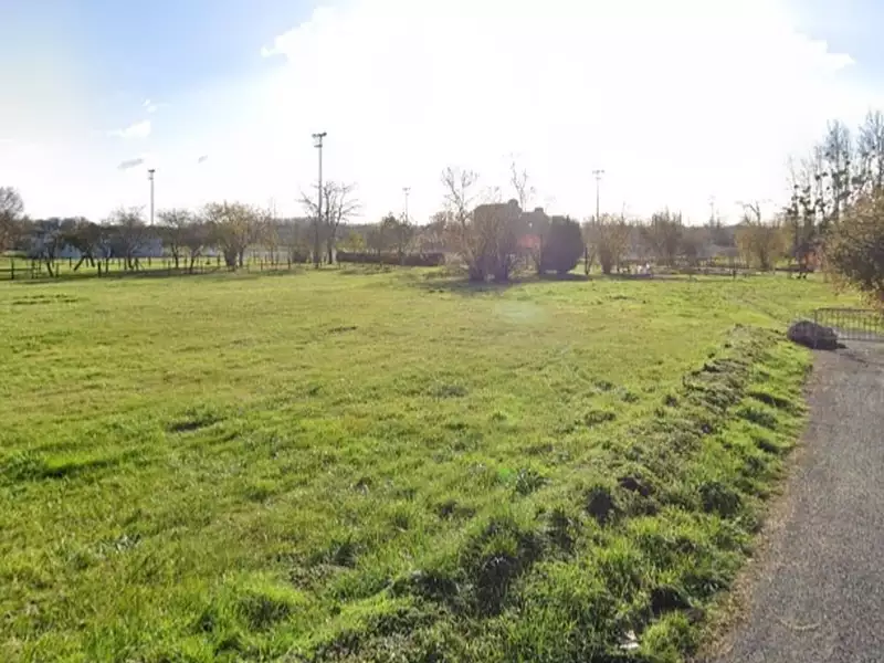 Terrain à bâtir, 511 m² - La Croix-en-Touraine (37150)