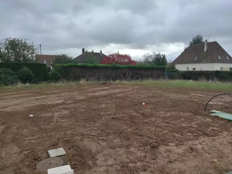 Terrain à bâtir, 600 m² - Le Neubourg (27110)