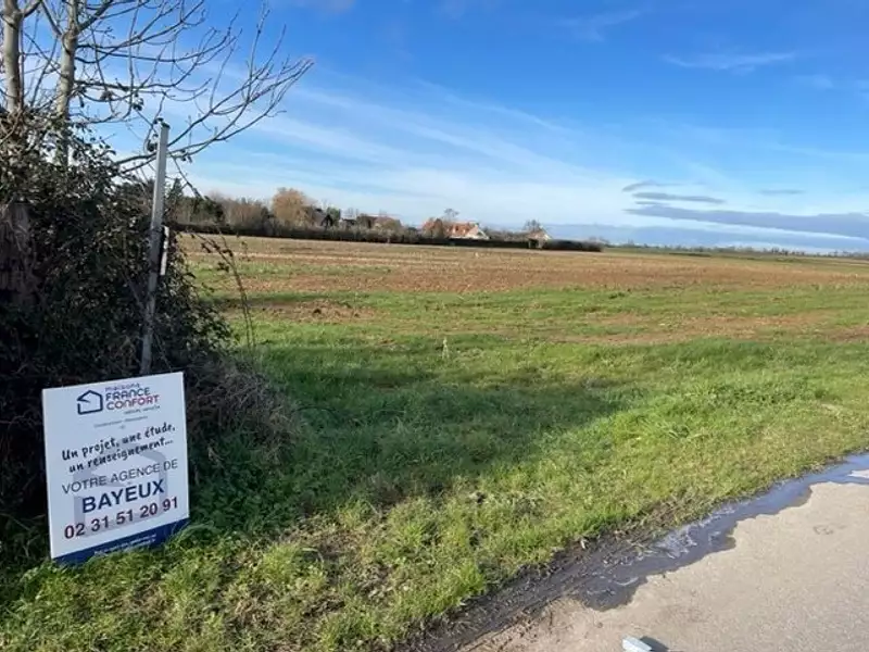 Terrain à bâtir, 311 m² - Saint-Vigor-le-Grand (14400)