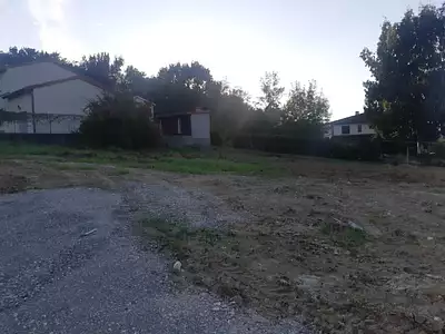 Terrain à bâtir, 576 m²