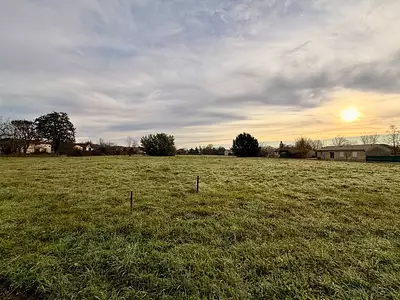 Terrain à bâtir, 662 m²