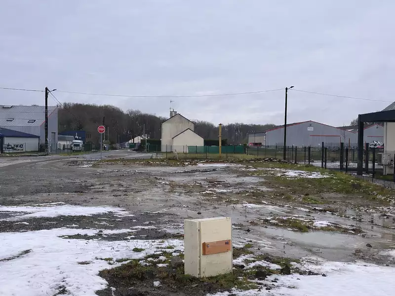 Terrain à bâtir, 435 m² - Saint-Léger-de-Linières (49070)