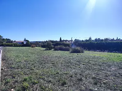 Terrain à bâtir, 1 100 m²