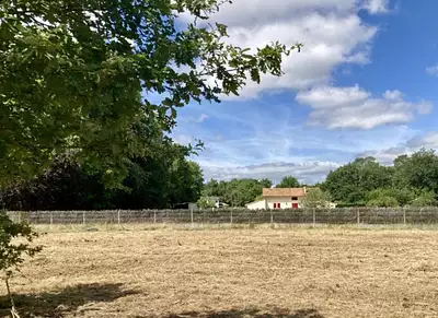 Terrain à bâtir, 646 m²