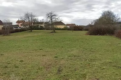 Terrain à bâtir, 1 240 m²