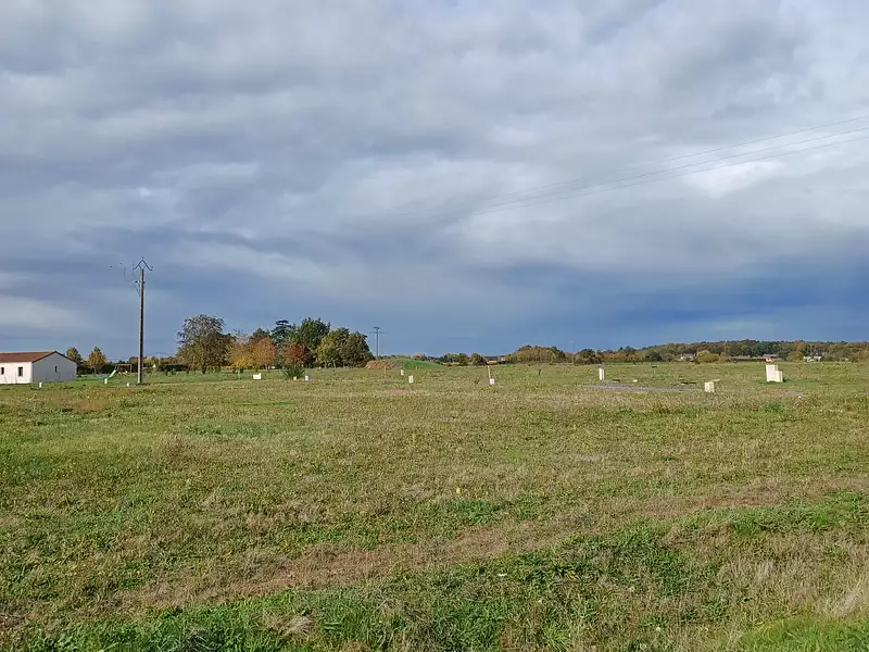 Terrain à bâtir, 1 089 m² - Loretz-d’Argenton (79290)