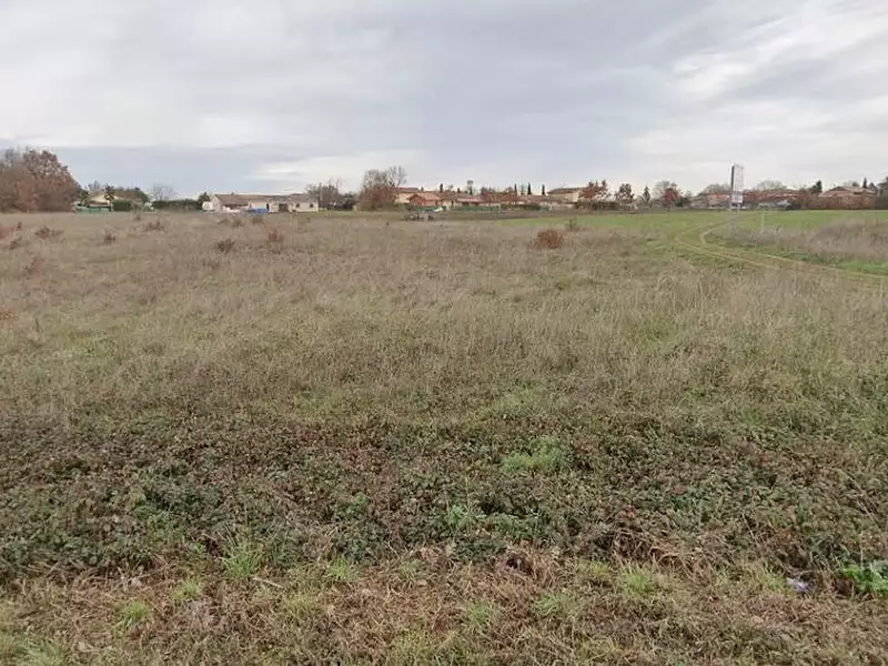 Terrain à bâtir, 690 m² - Bérat (31370)