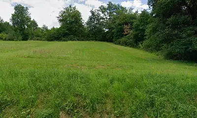 Terrain à bâtir, 1 800 m²