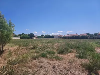 Terrain à bâtir, 550 m²