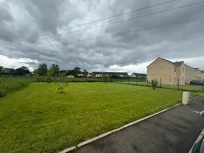 Terrain à bâtir, 350 m²