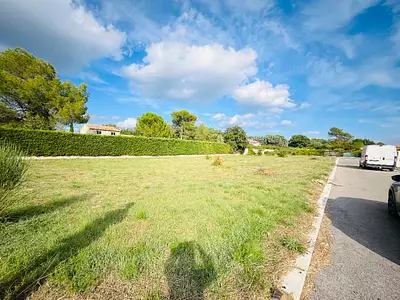 Terrain à bâtir, 897 m²