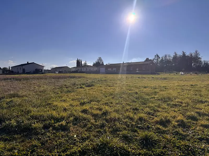 Terrain à bâtir, 1 366 m² - Saint Privat en Périgord (24410)