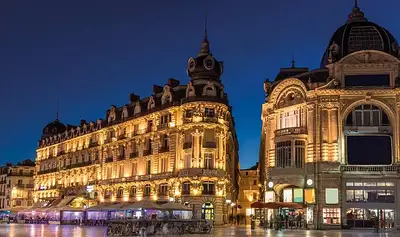 Avenue des Près d'Arènes