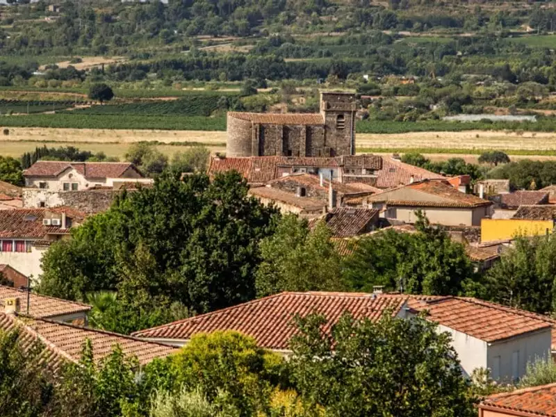 Terrain à bâtir, 240 m² - Ceyras (34800)