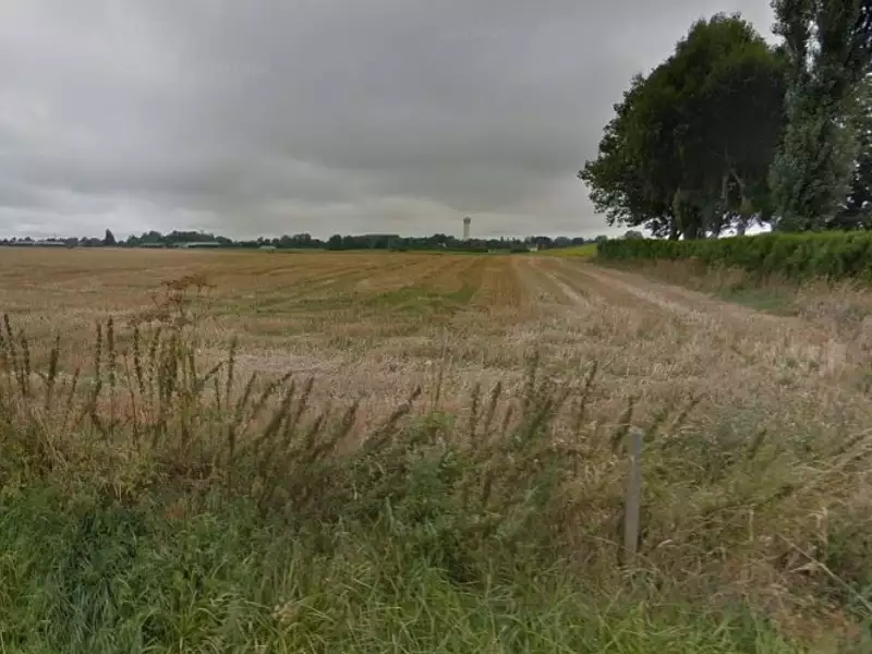 Terrain à bâtir, 3 740 m² - Saint-Grégoire-du-Vièvre (27450)